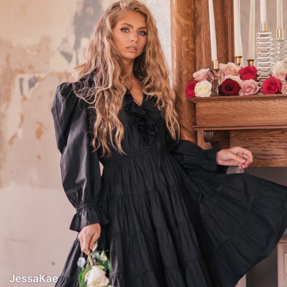 JessaKae Dresses & Skirts - Jessakae black A-line dress . Long puff sleeves. Size medium